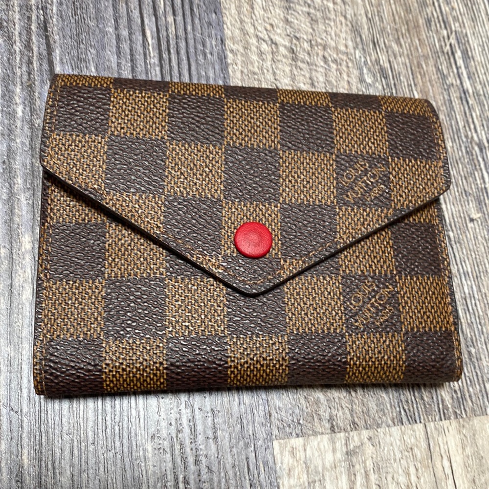 Victorine Louis Vuitton wallet brand new